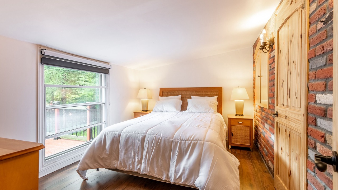 Photo of Bedroom in Rawdon