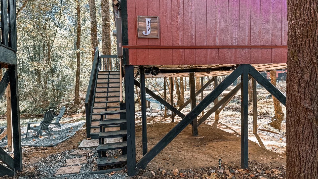 Photo of Outdoor in Cave Spring