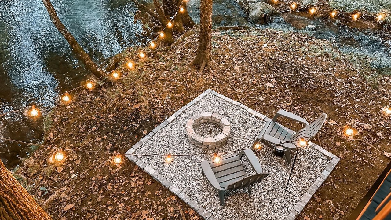 Photo of Outdoor in Cave Spring