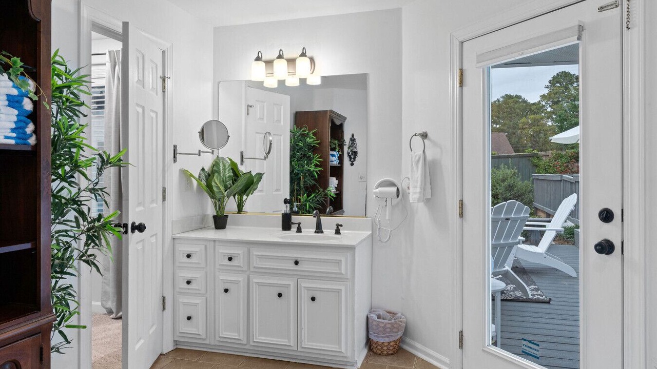 Photo of Bathroom in National Hills