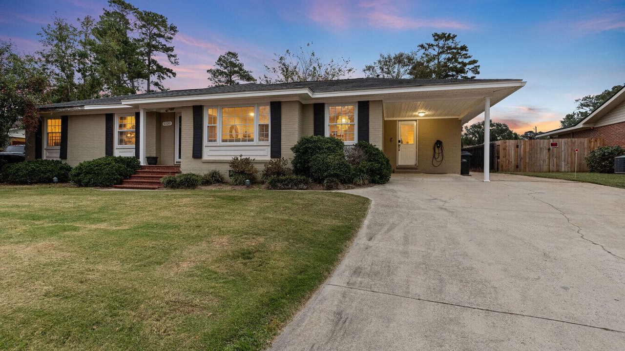 Photo of Outdoor in National Hills