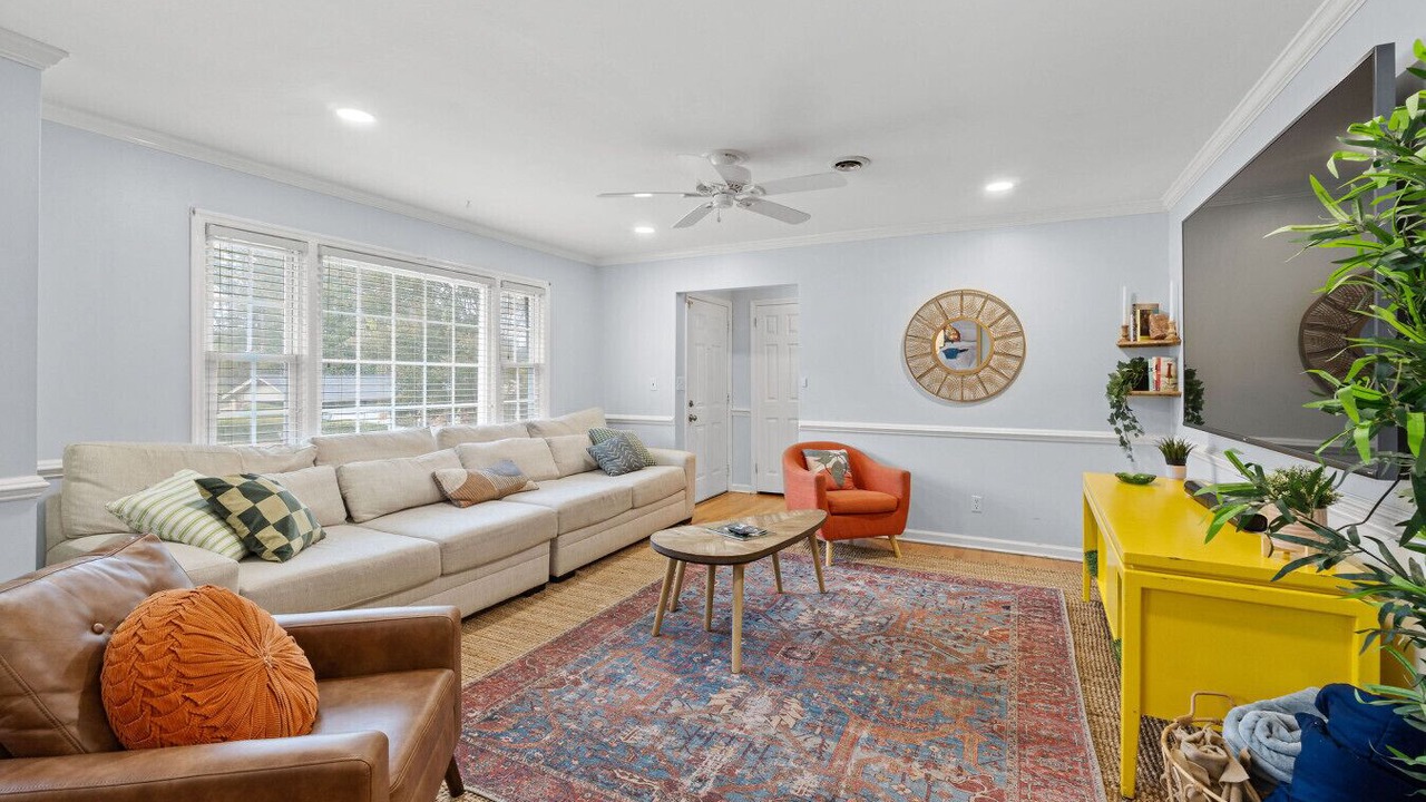 Photo of Livingroom in National Hills