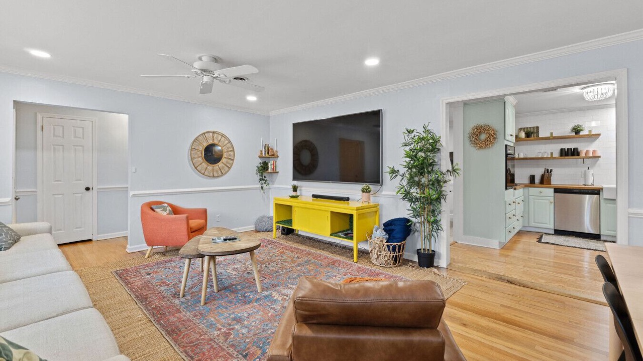 Photo of Livingroom in National Hills