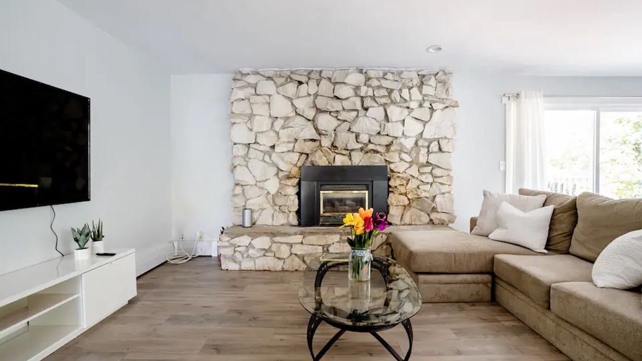 Photo of Livingroom in White Center