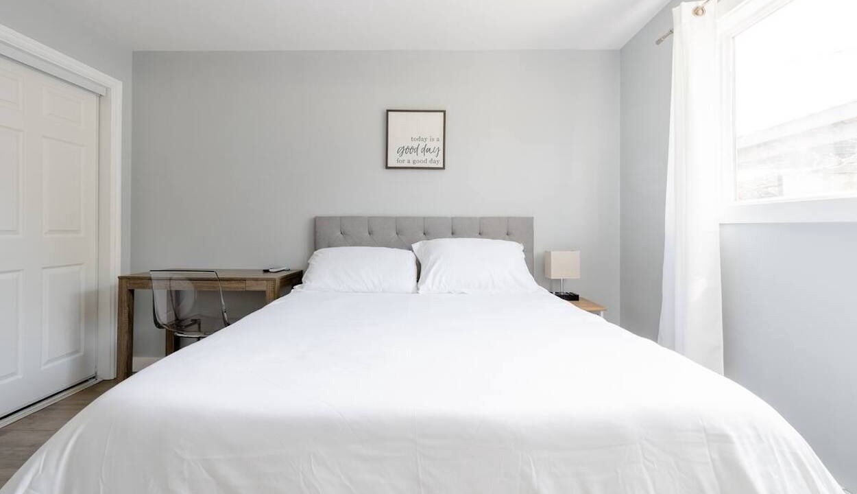 Photo of Bedroom in White Center