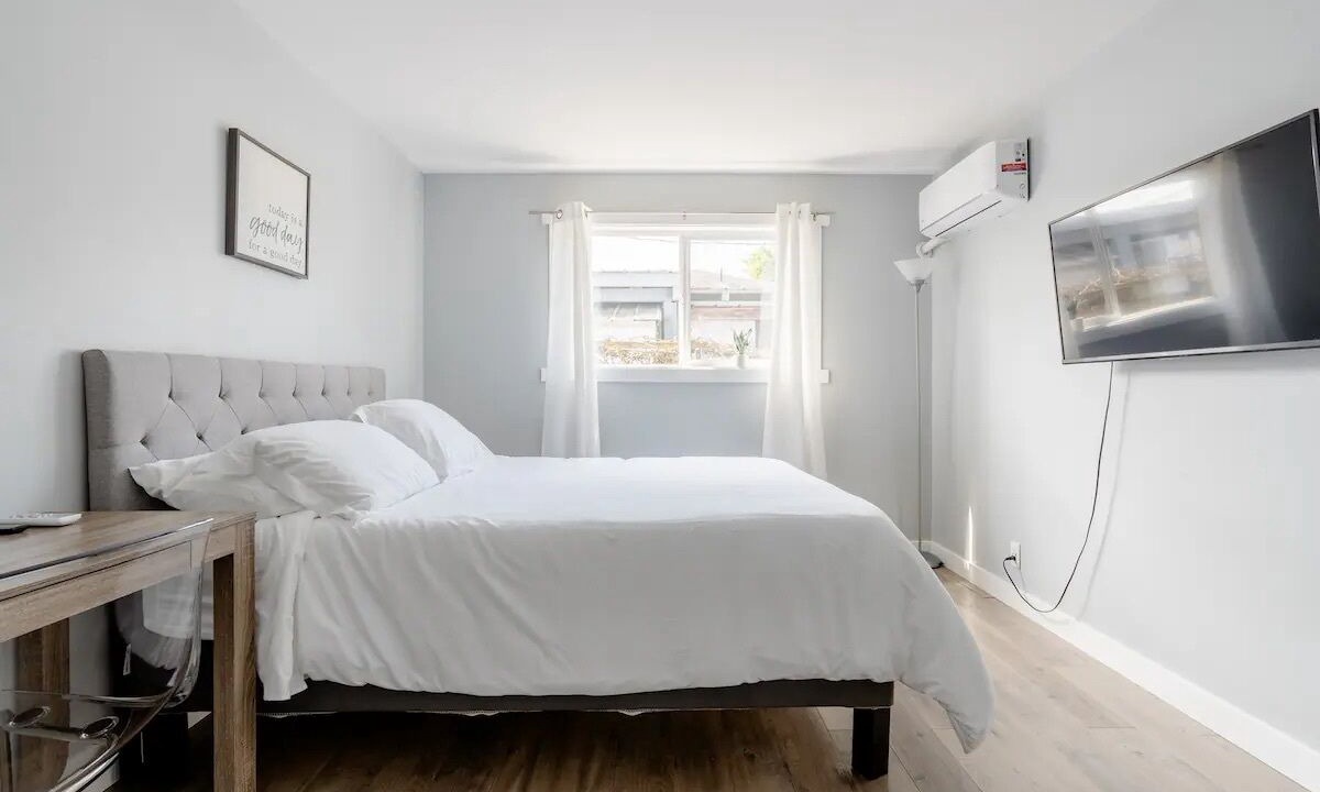 Photo of Bedroom in White Center