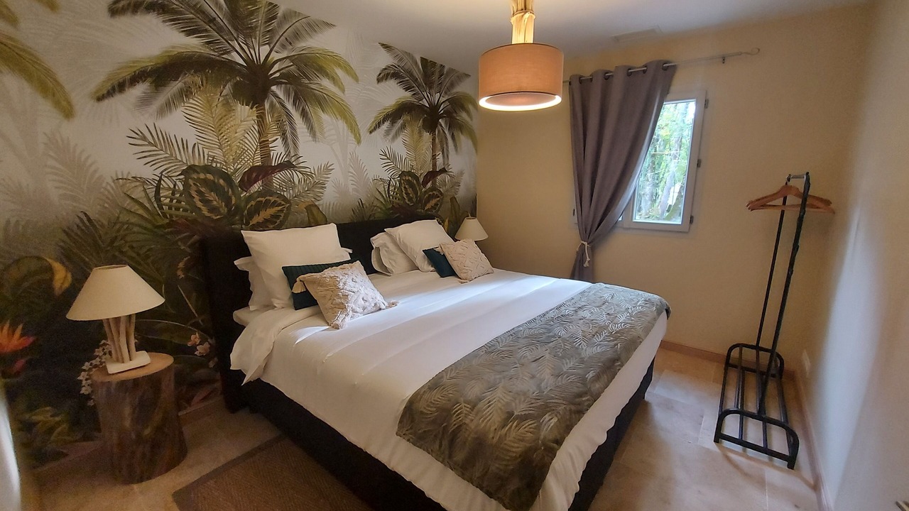 Photo of Bedroom in Saint-Chamassy