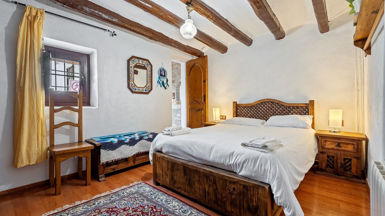 Photo of Bedroom in Querol