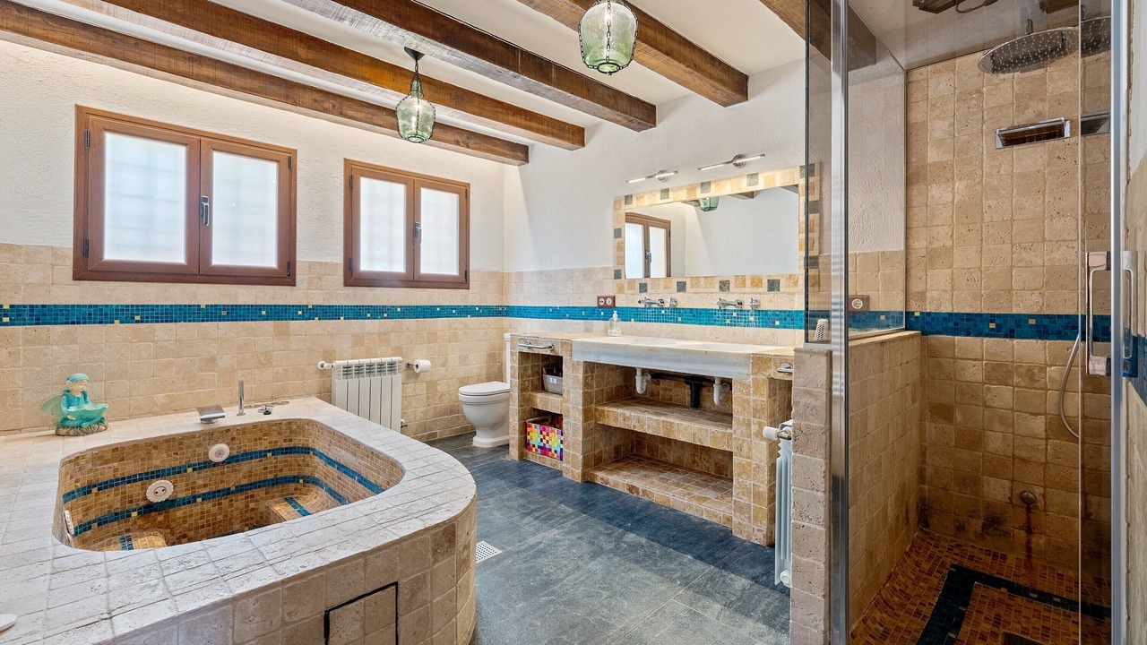 Photo of Bathroom in Querol