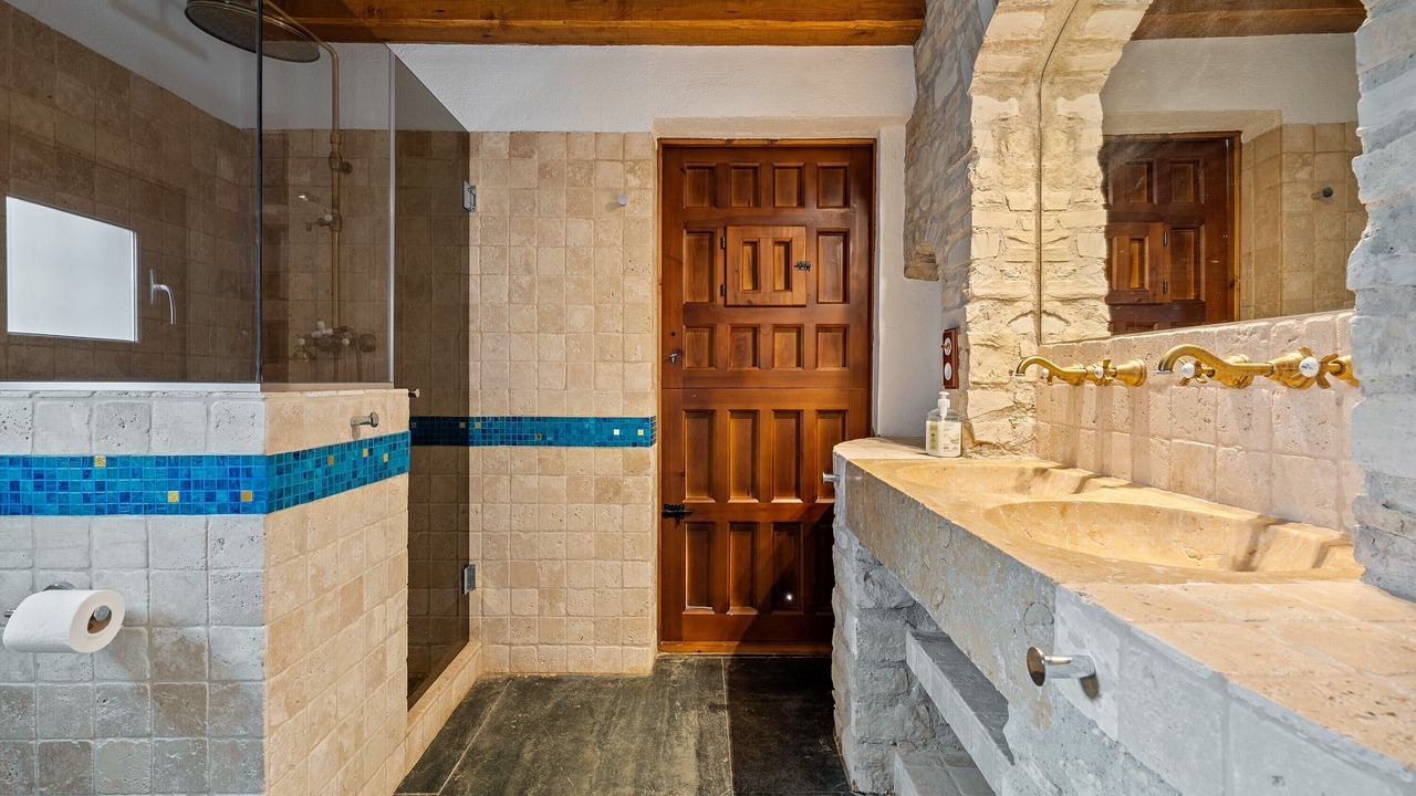 Photo of Bathroom in Querol