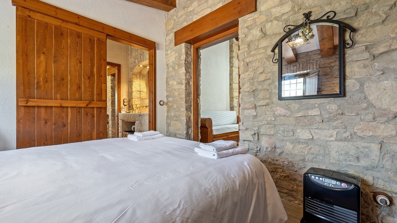 Photo of Bedroom in Querol
