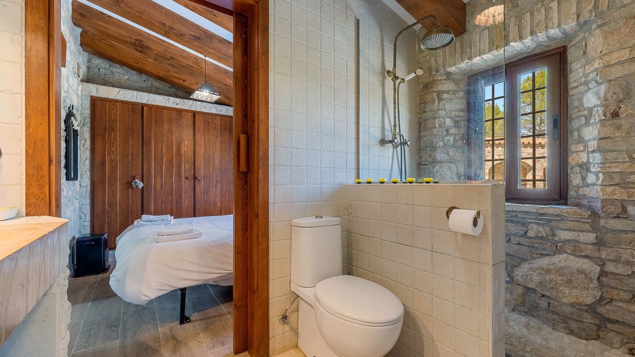 Photo of Bathroom in Querol