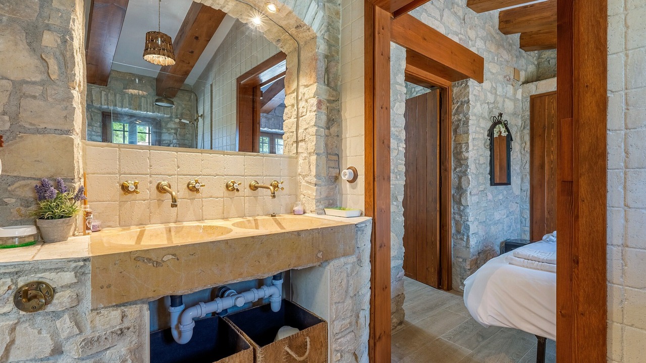 Photo of Bathroom in Querol