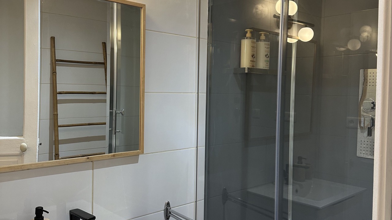 Photo of Bathroom in Saint-Mathieu