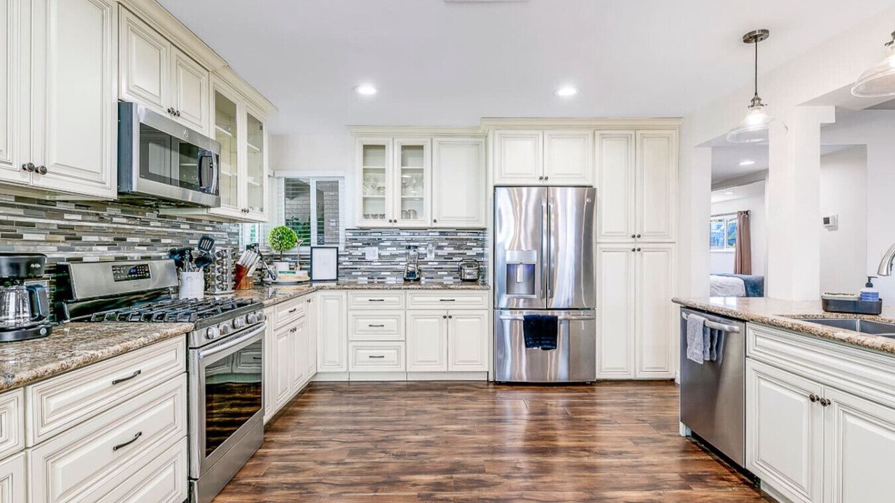 Photo of Kitchen in Midway City