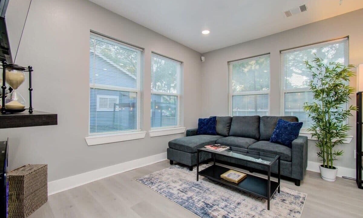 Photo of Livingroom in Greater East End