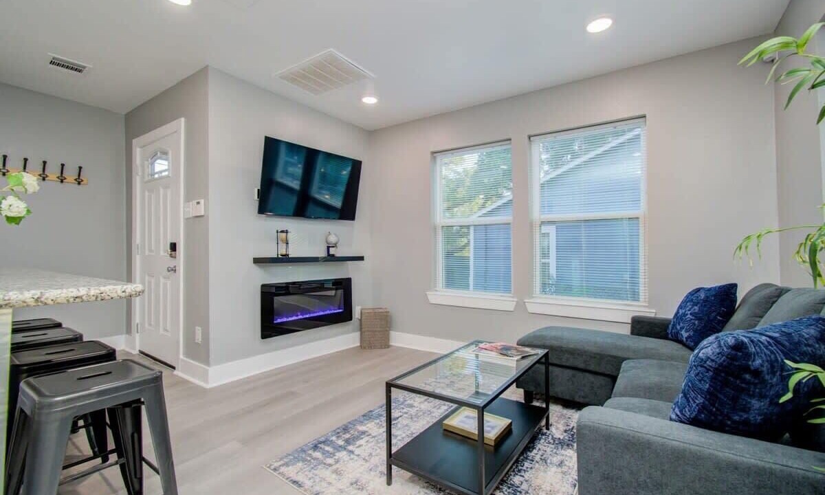 Photo of Livingroom in Greater East End
