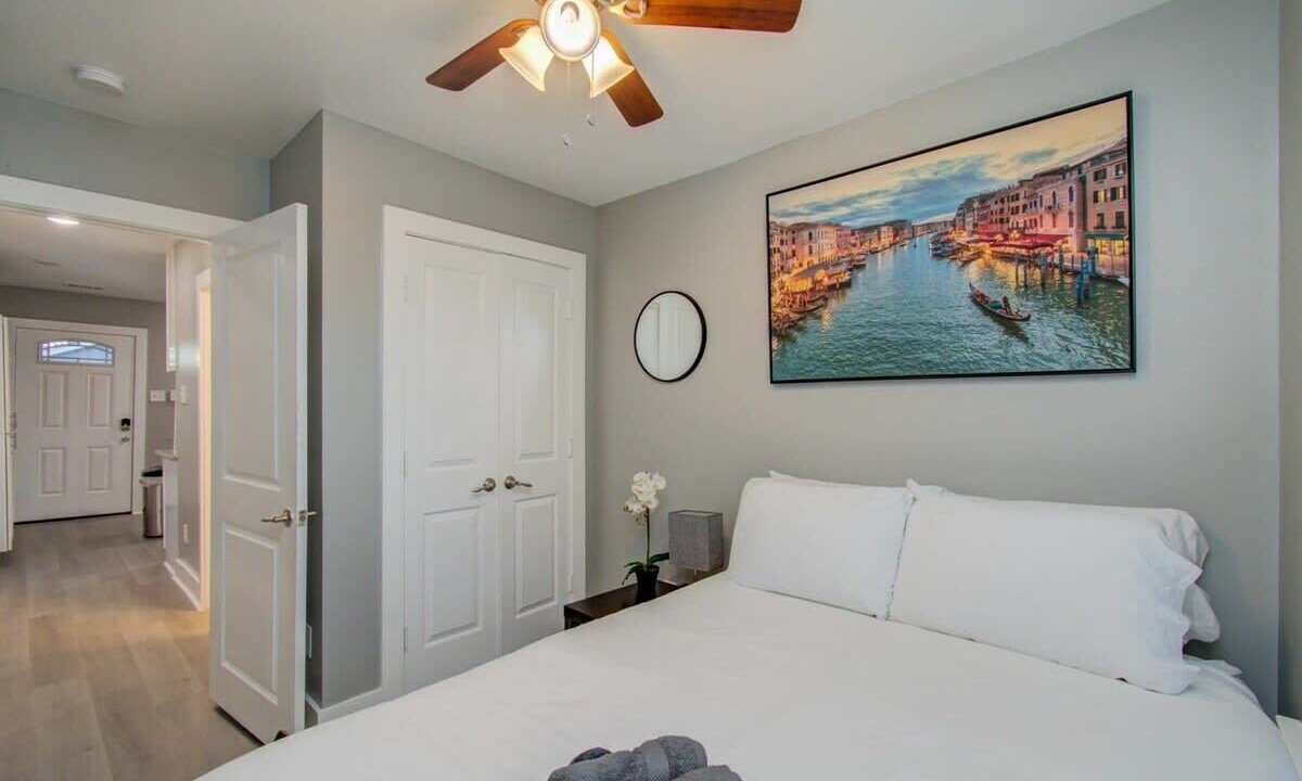 Photo of Bedroom in Greater East End
