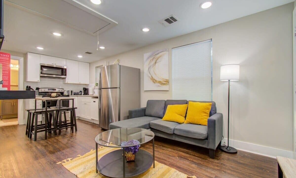 Photo of Livingroom in Greater East End