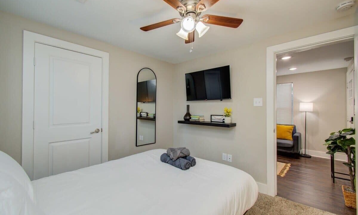 Photo of Bedroom in Greater East End