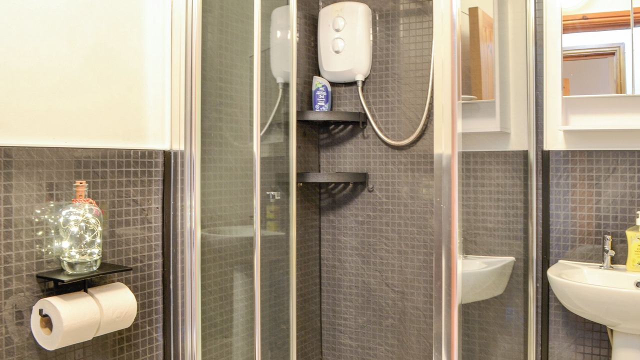 Photo of Bathroom in Wing