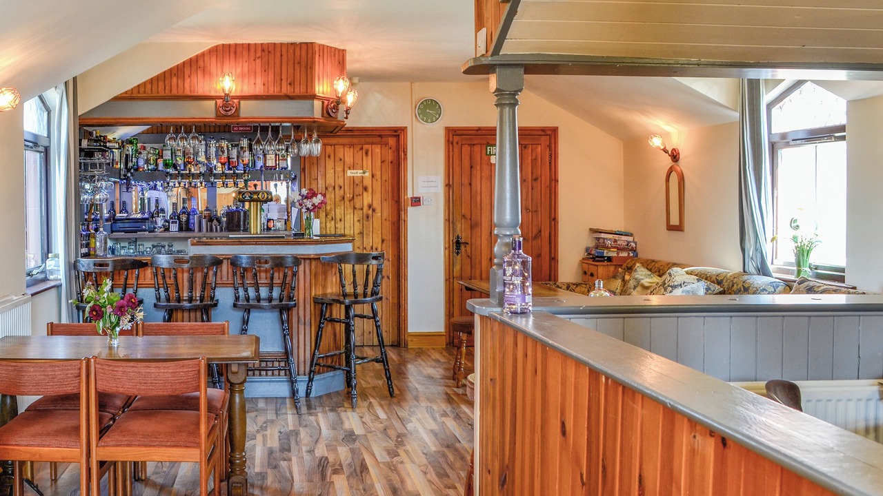 Photo of Others in Wing