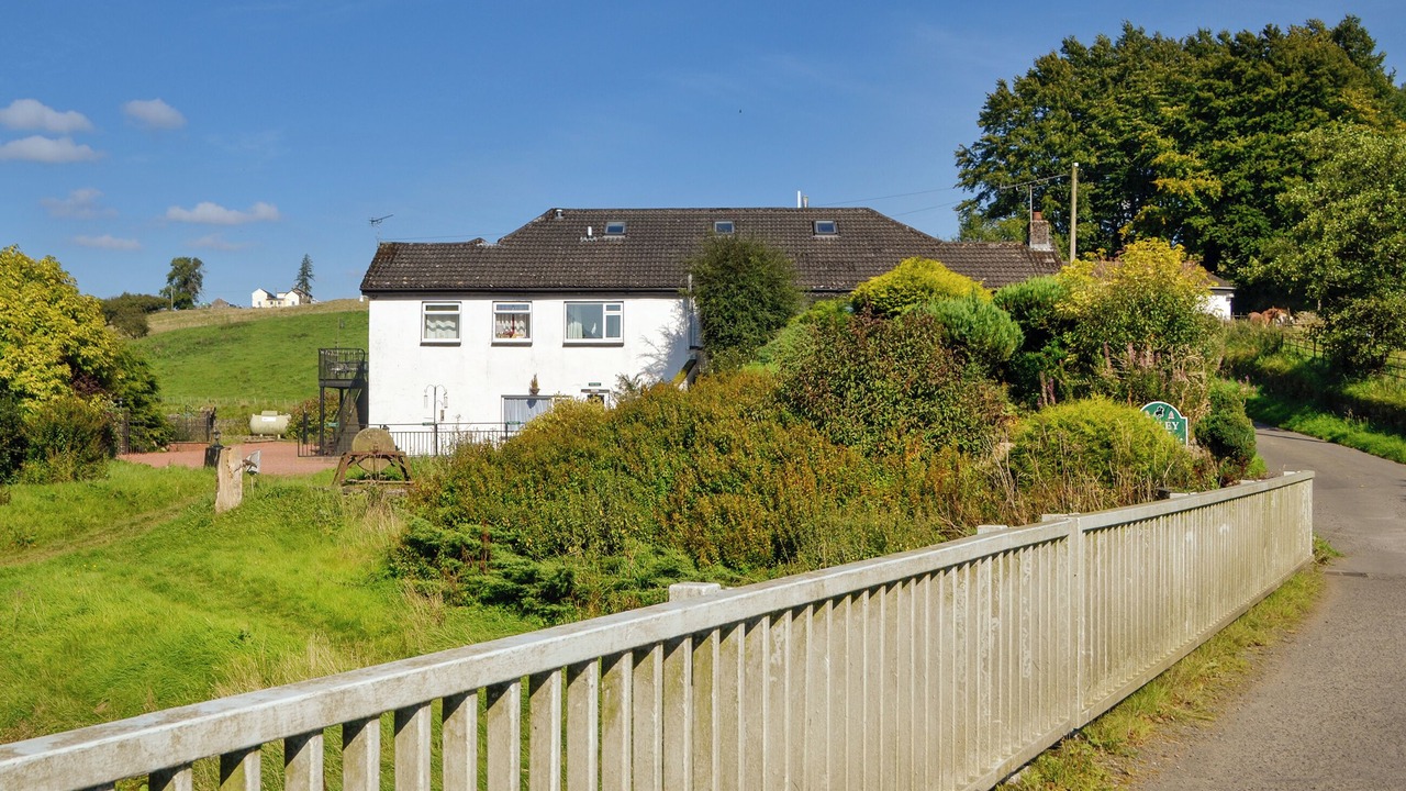 Photo of Outdoor in Wing