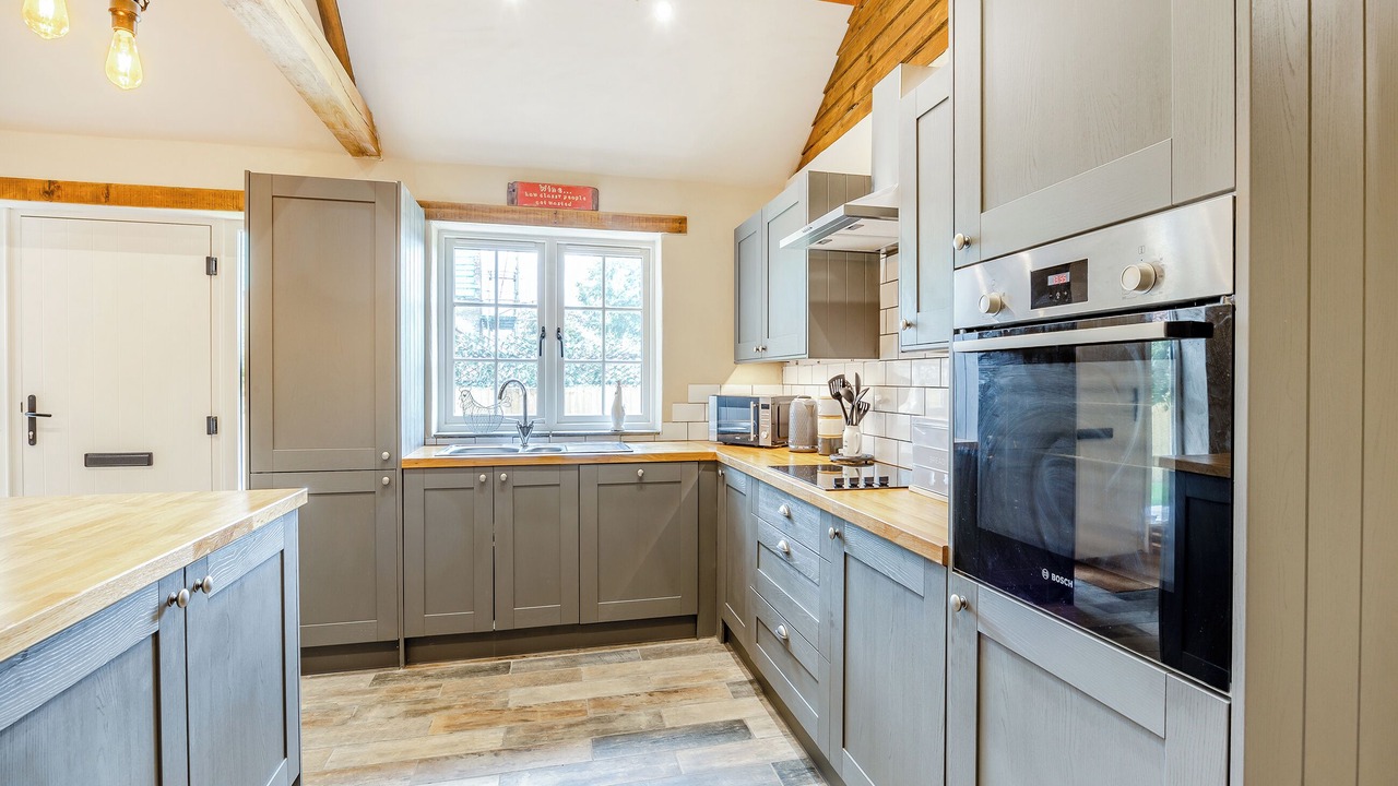 Photo of Others in Alford