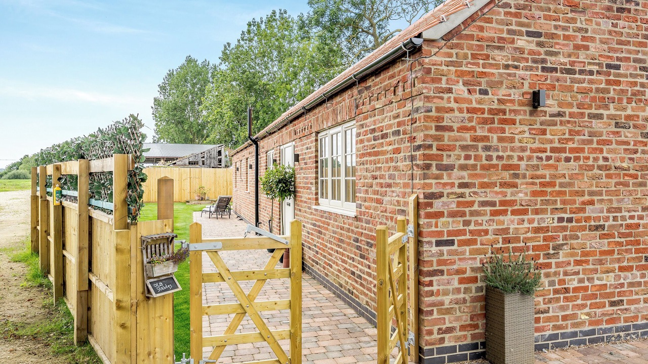 Photo of Outdoor in Alford