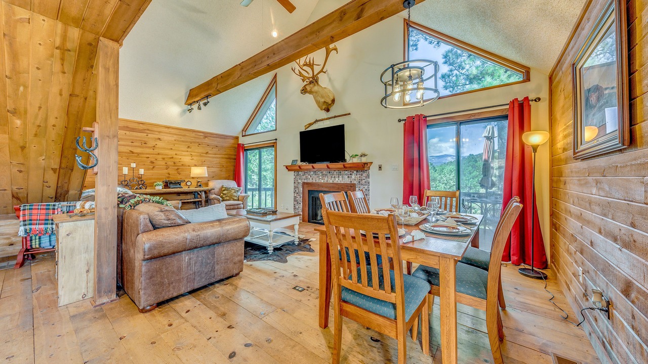 Photo of Bedroom in Ruidoso