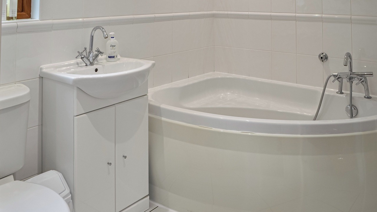 Photo of Bathroom in Sewerby