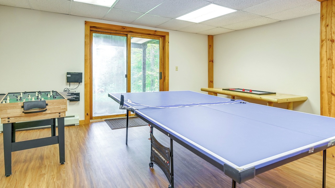 Photo of Bedroom in North Creek