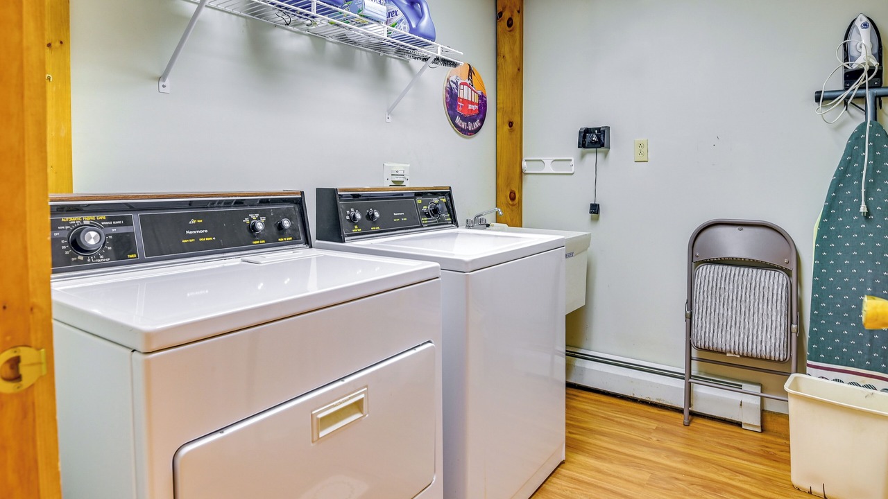 Photo of Bedroom in North Creek
