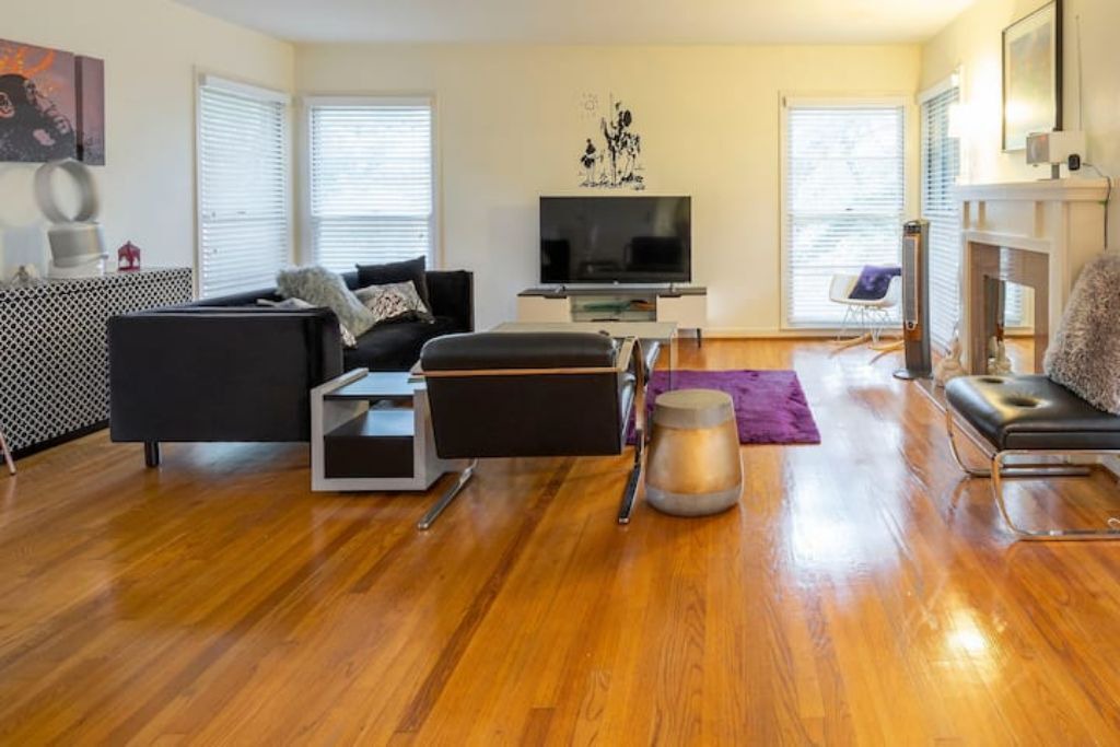 Photo of Livingroom in Texas Medical Center