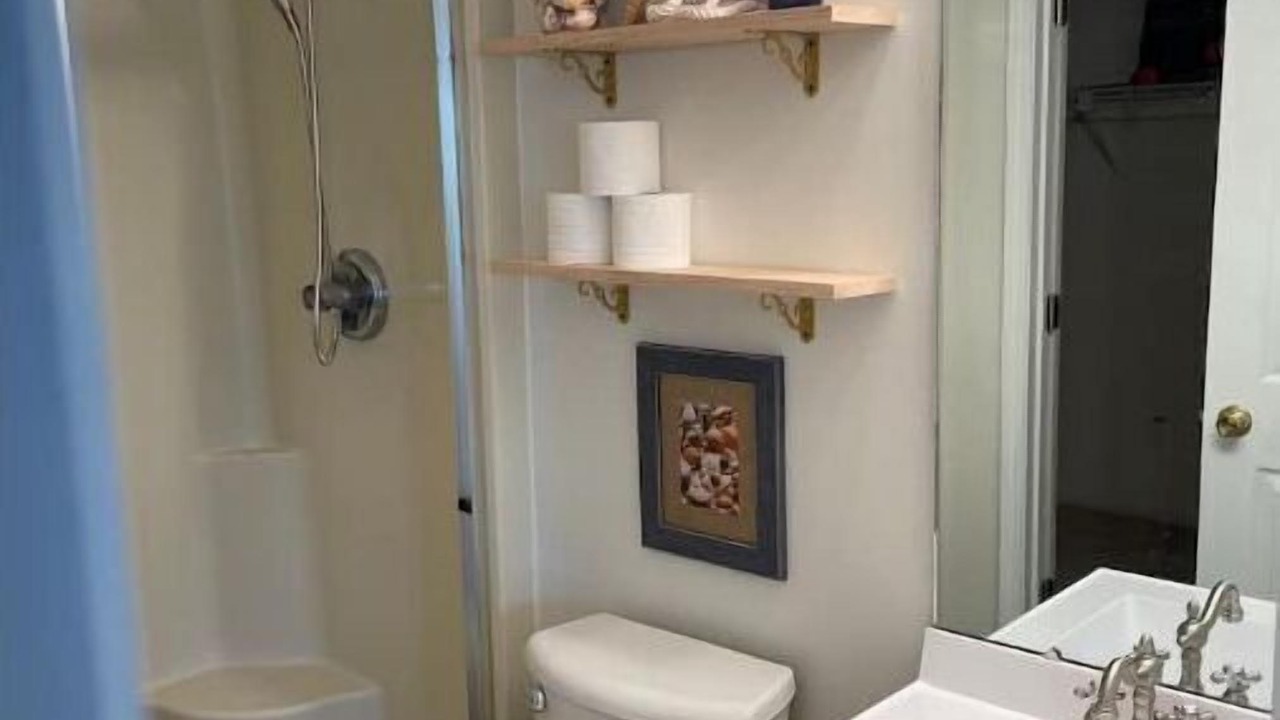 Photo of Bathroom in Wheeler