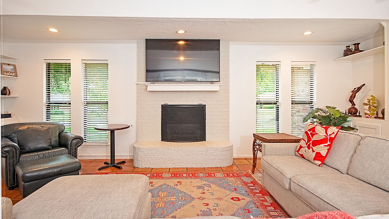 Photo of Livingroom in Nacogdoches