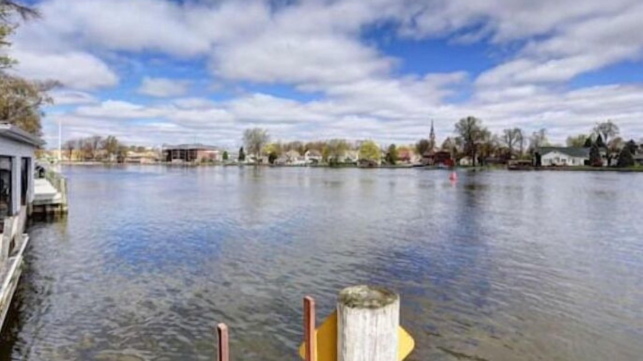 Photo of Others in Menasha
