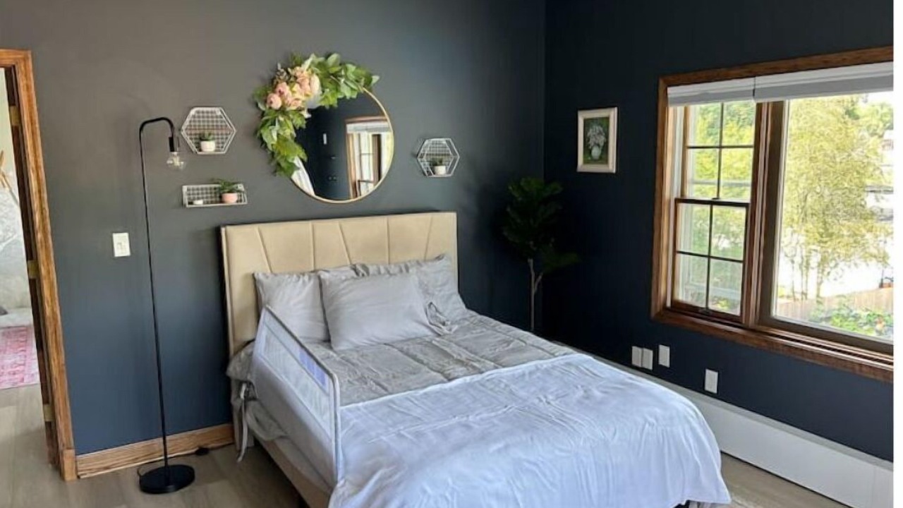 Photo of Bedroom in Menasha