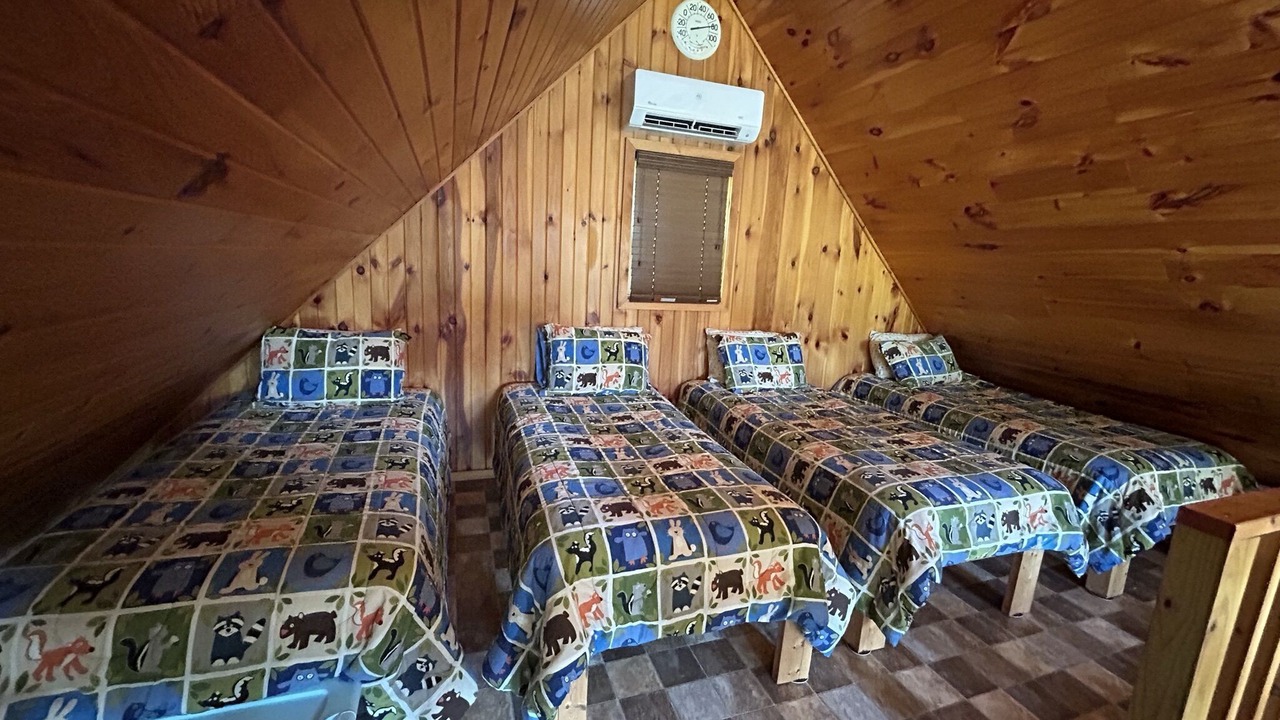 Photo of Bedroom in Elk Creek