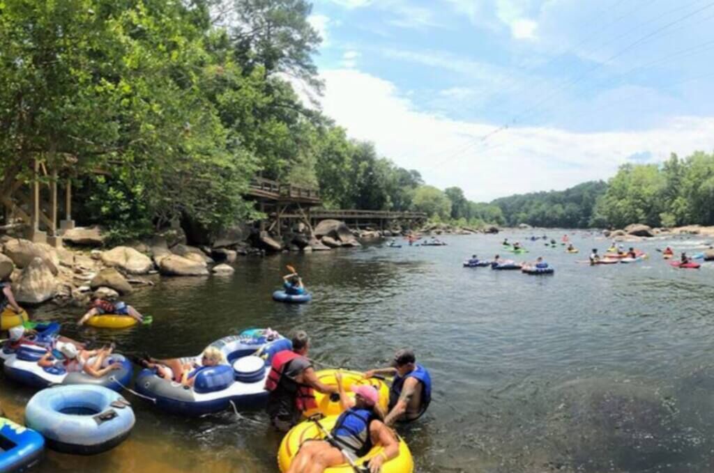 Photo of Others in Columbia