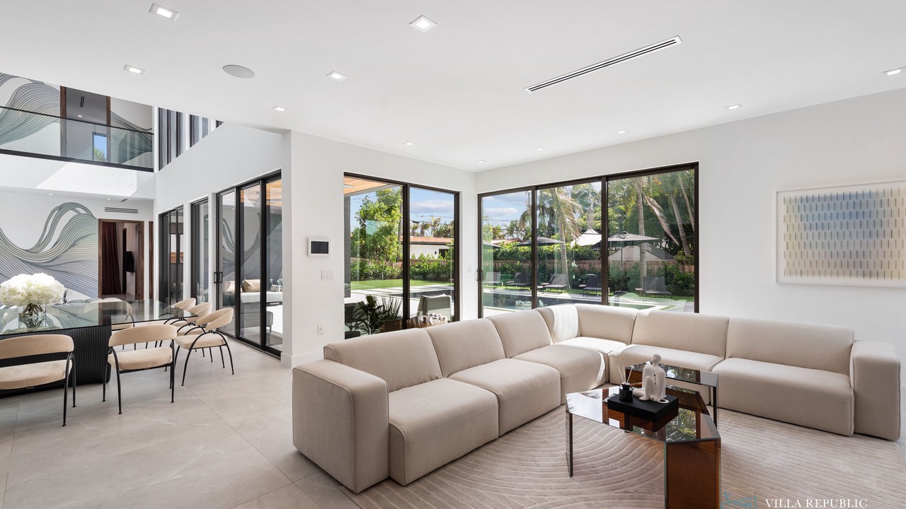 Photo of Livingroom in North Miami Beach