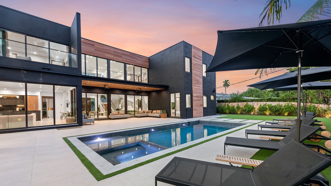 Photo of Outdoor in North Miami Beach