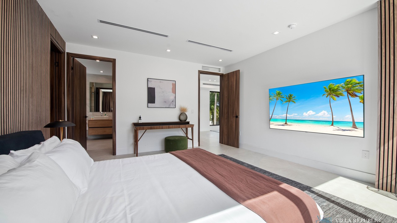 Photo of Bedroom in North Miami Beach