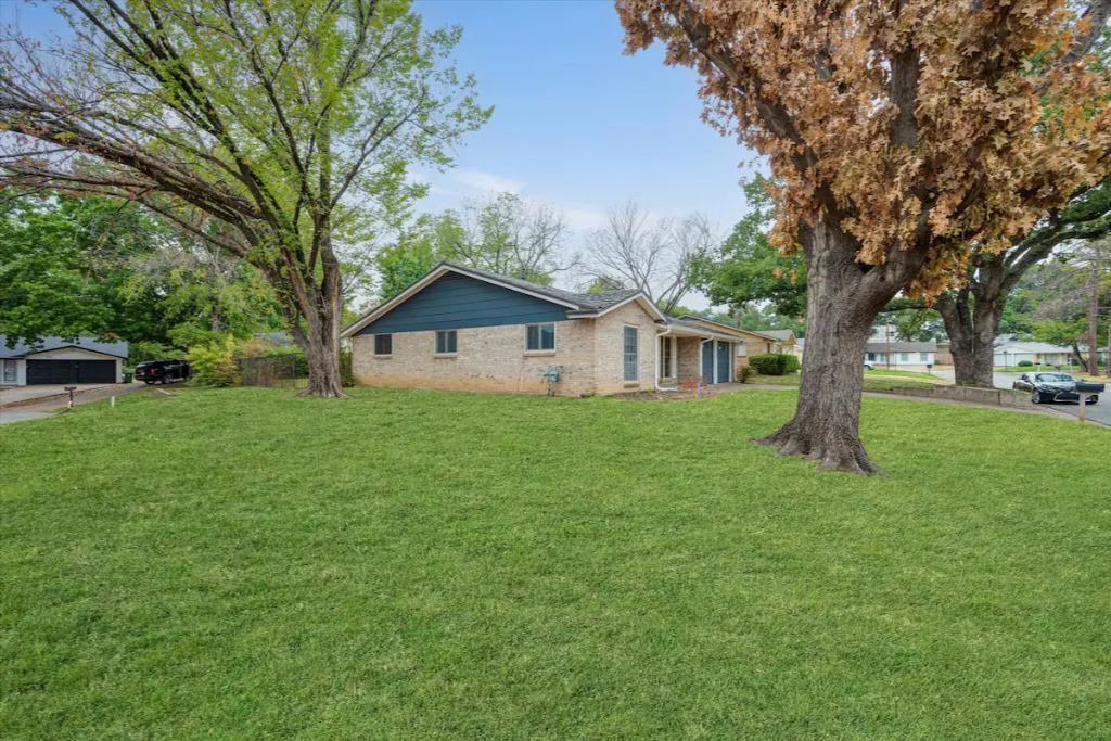 Photo of Outdoor in Arlington
