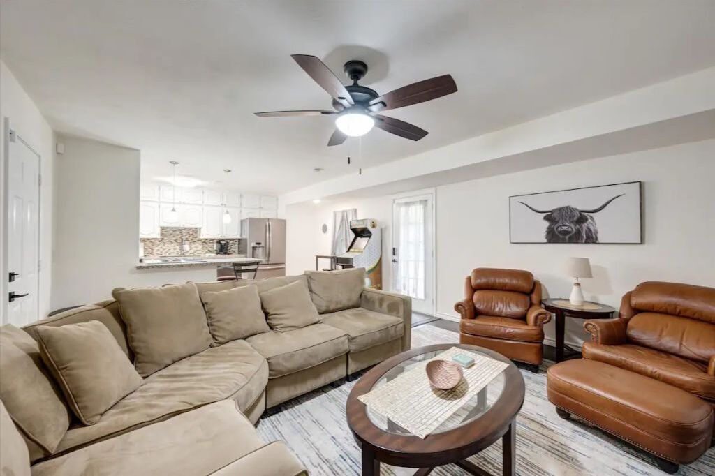 Photo of Livingroom in Arlington
