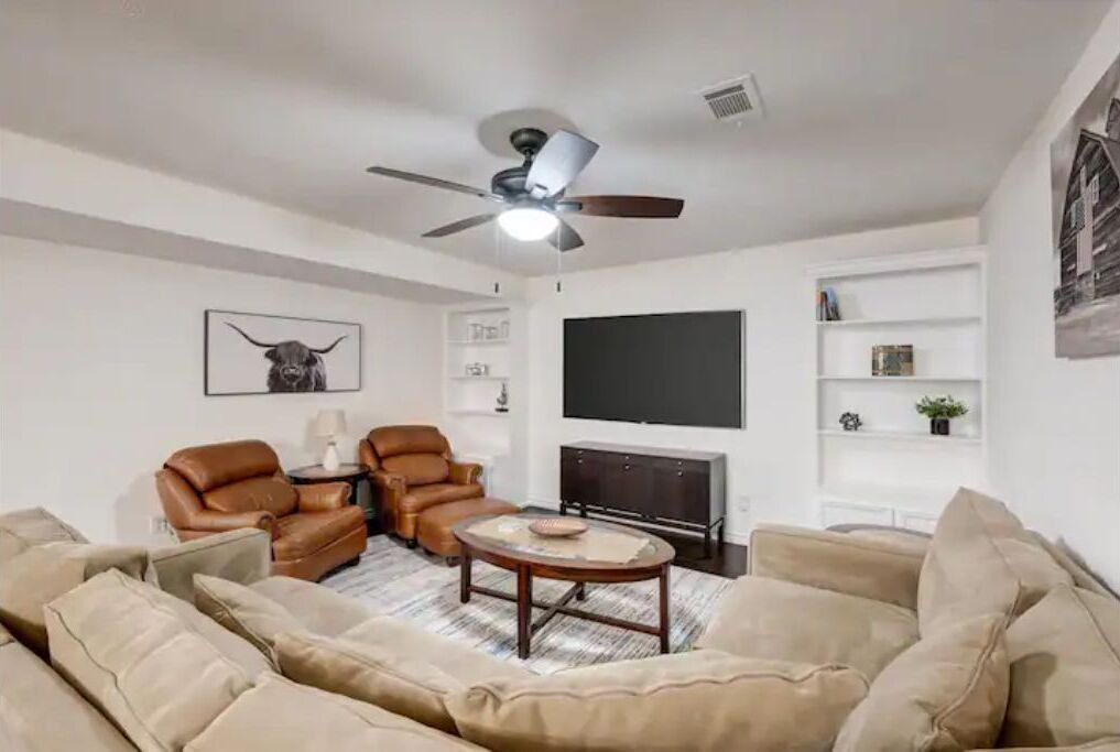 Photo of Livingroom in Arlington