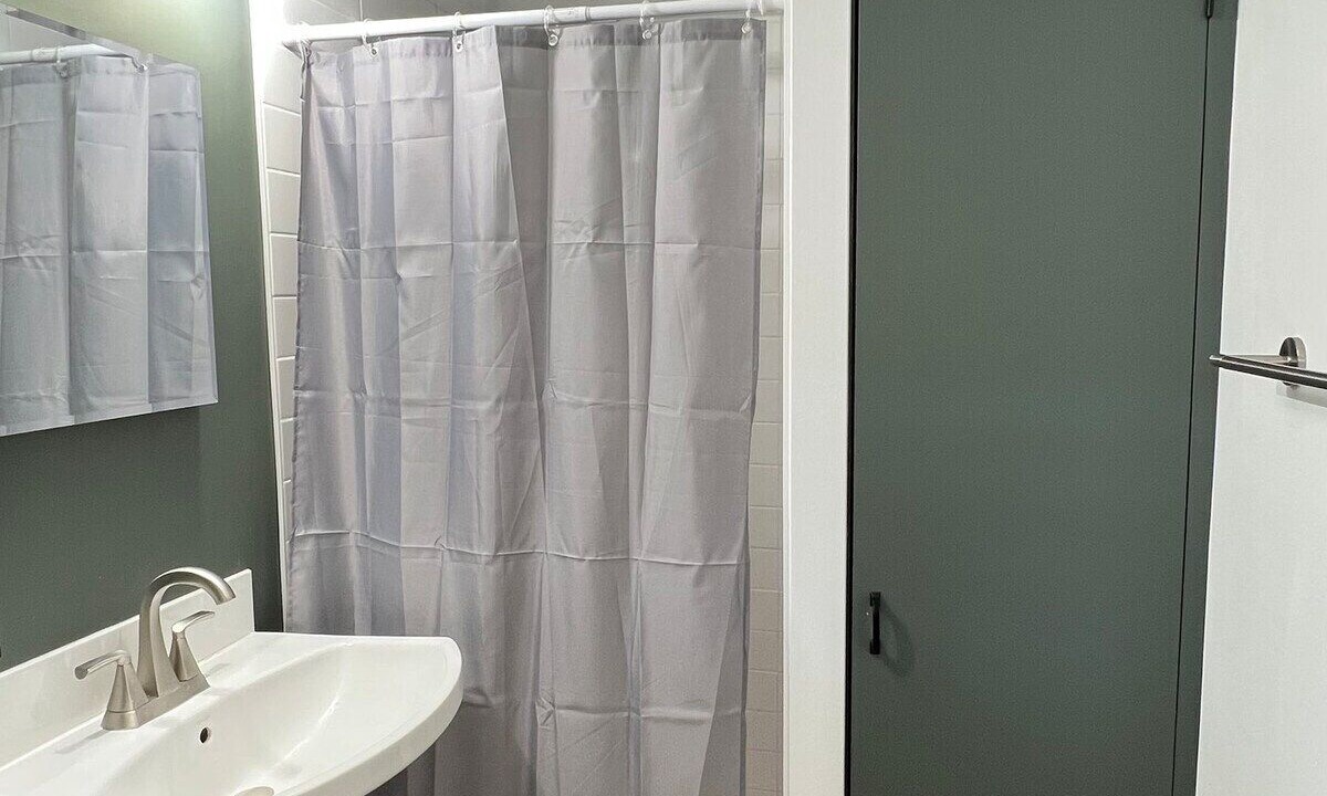 Photo of Bathroom in Waikiki