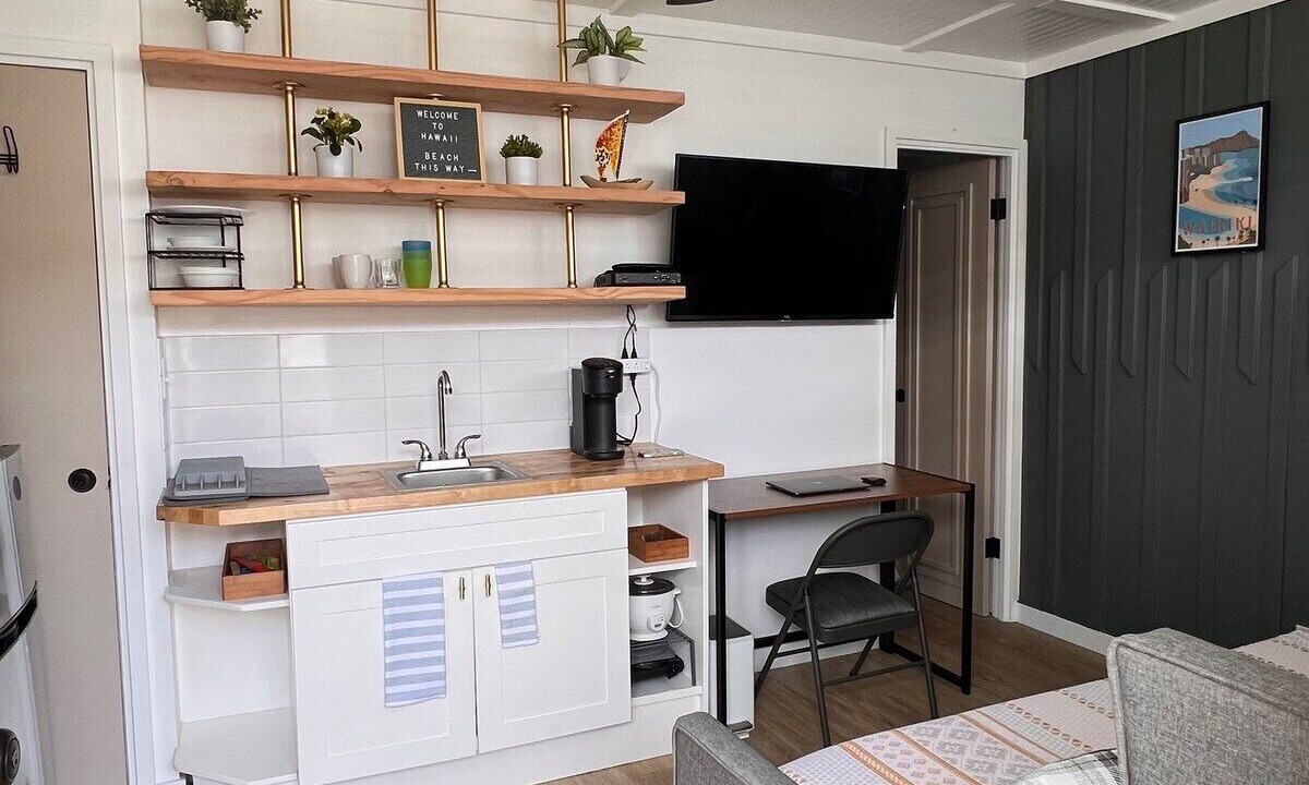 Photo of Bedroom in Waikiki