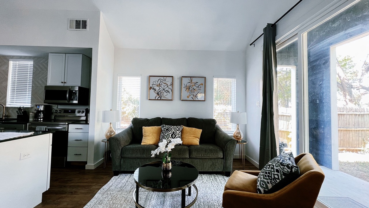 Photo of Livingroom in South Dallas - Fair Park