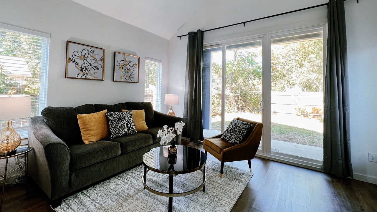 Photo of Livingroom in South Dallas - Fair Park